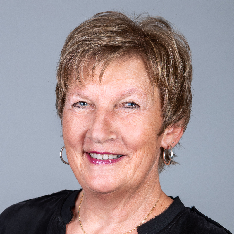  Andrea Ronellenfitsch
