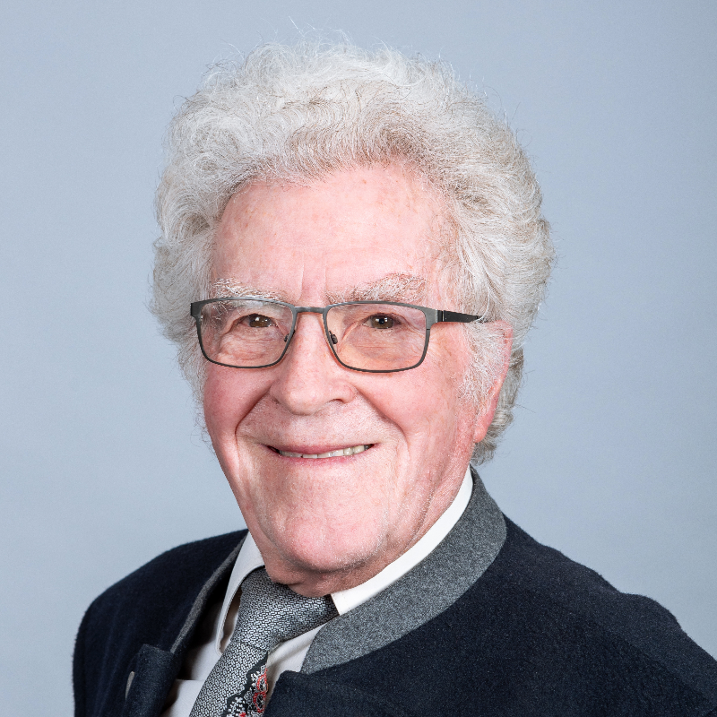  Holger Hinz